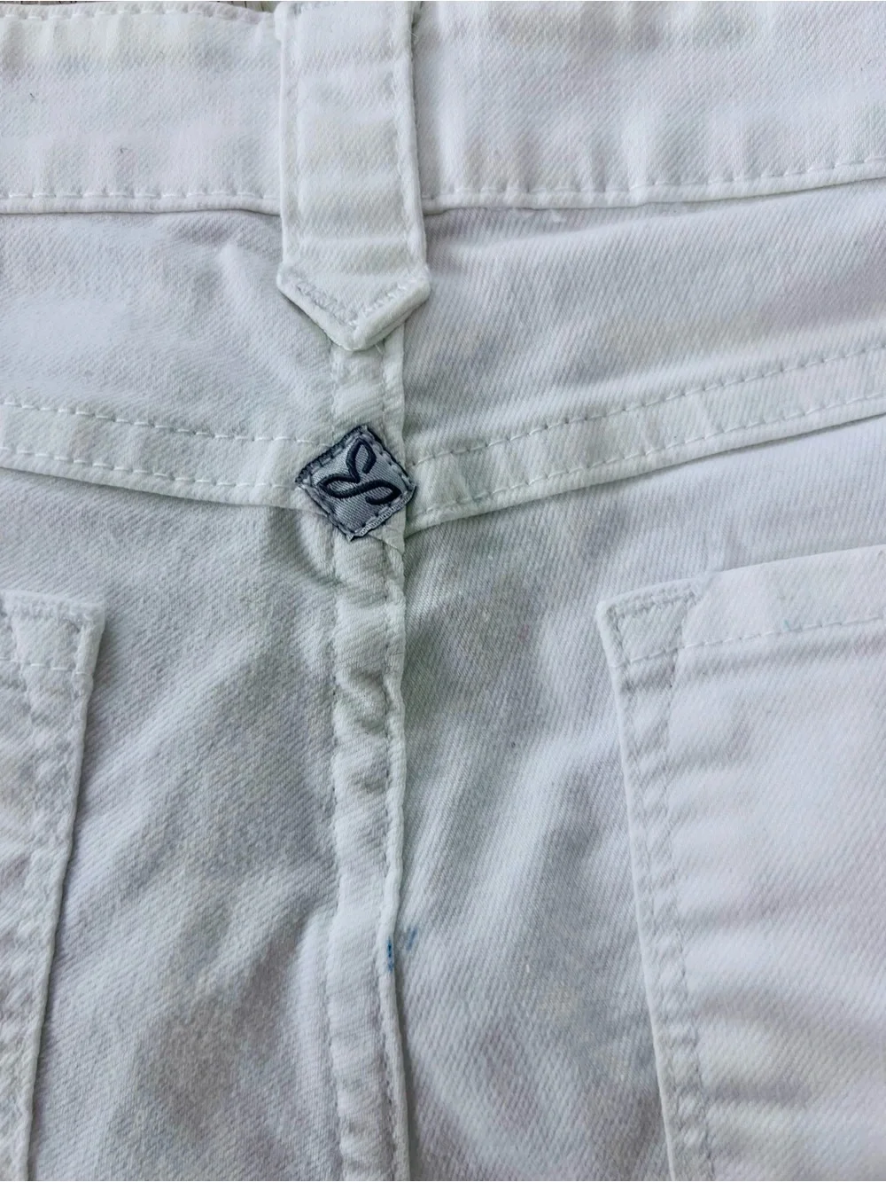 prAna White Denim Jean Shorts Women’s 2/26 Raw Frayed Hem 5 Pocket